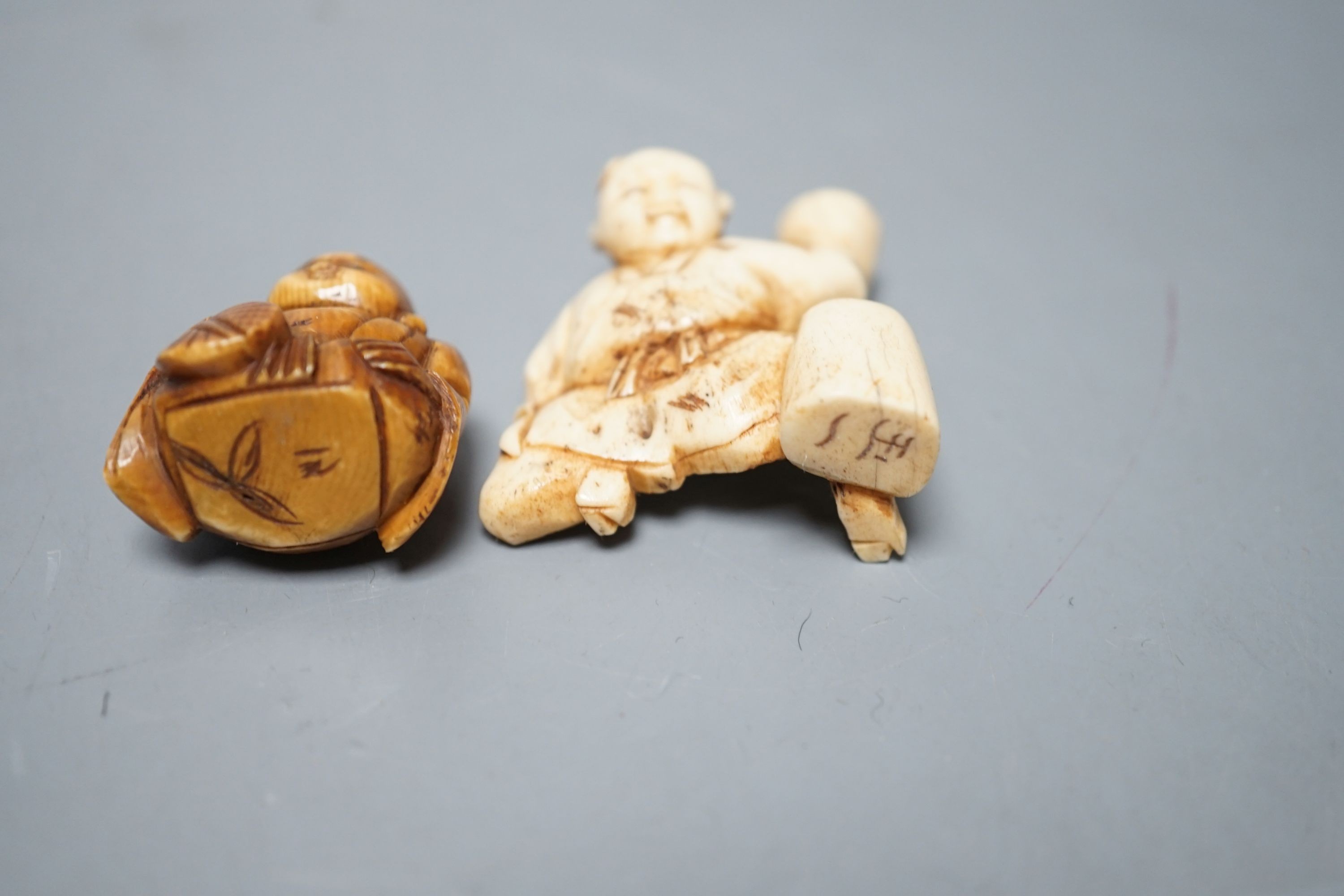 A collection of eight Japanese Ivory and bone Netsuke and okimono, 19th/early 20th century